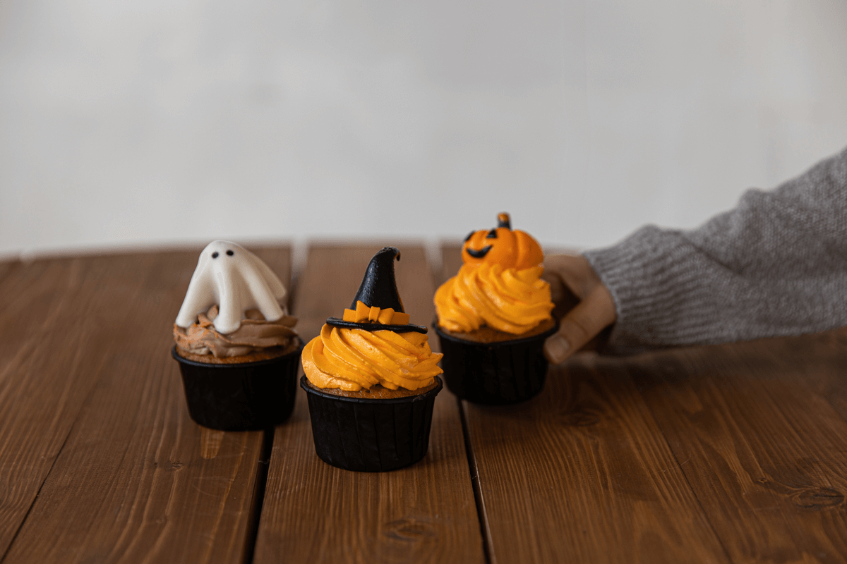 Halloween Activity Ideas - Recipes - Laura Blog