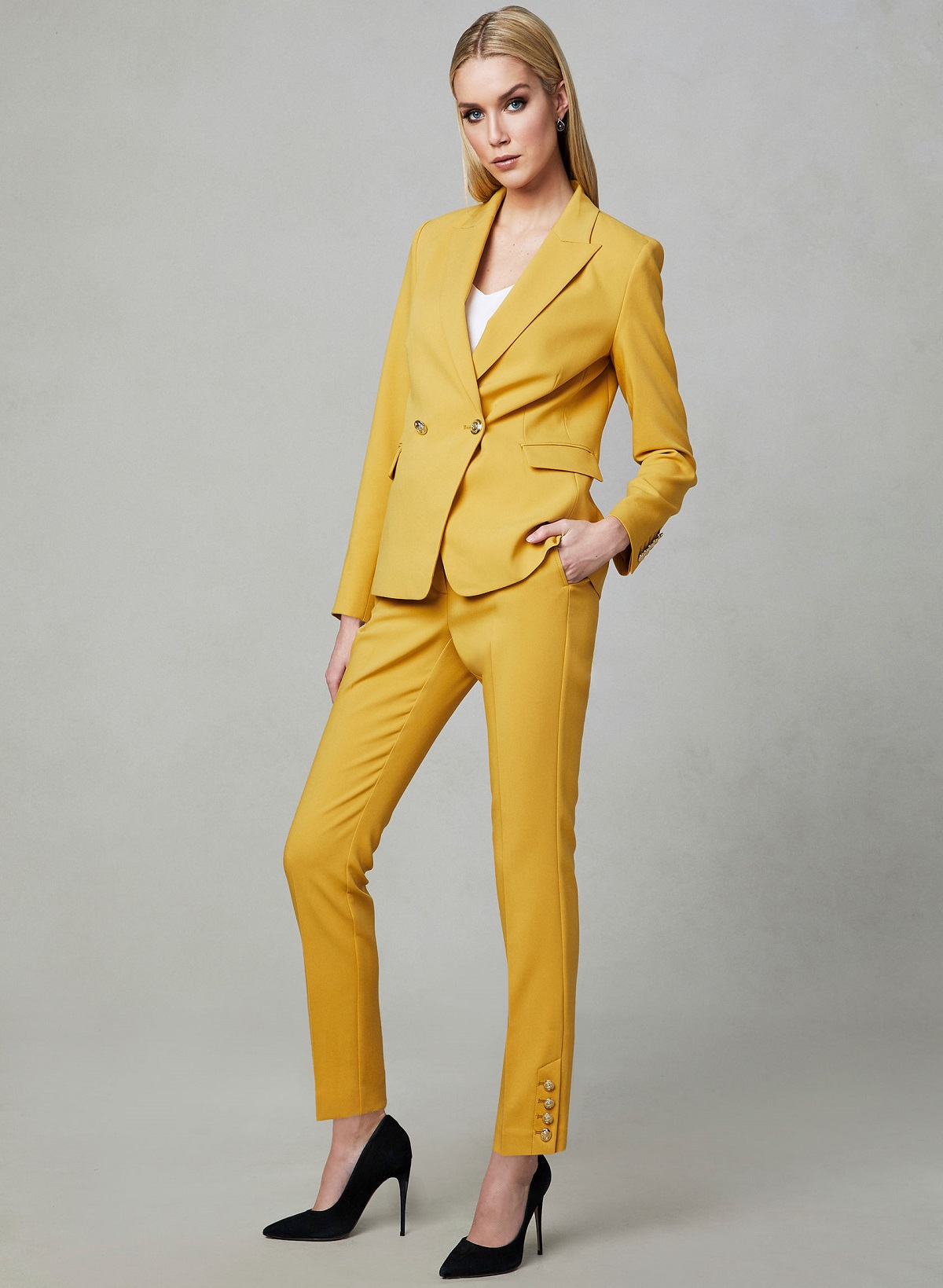 Yellow Suit - Melanie Lyne