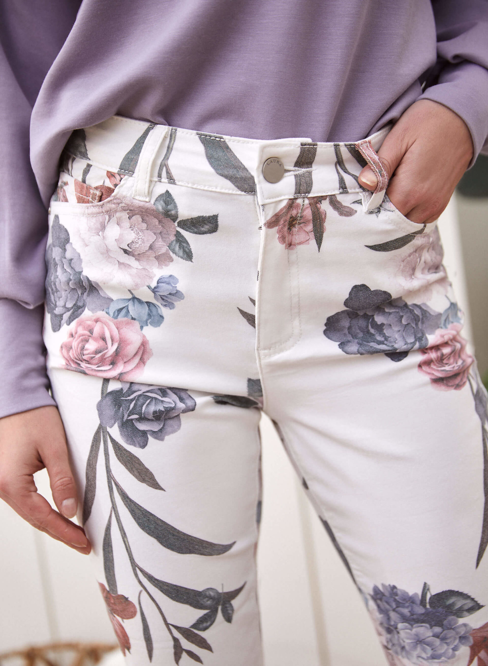 Flaurapy: Soothe Your Senses with Floral Prints
